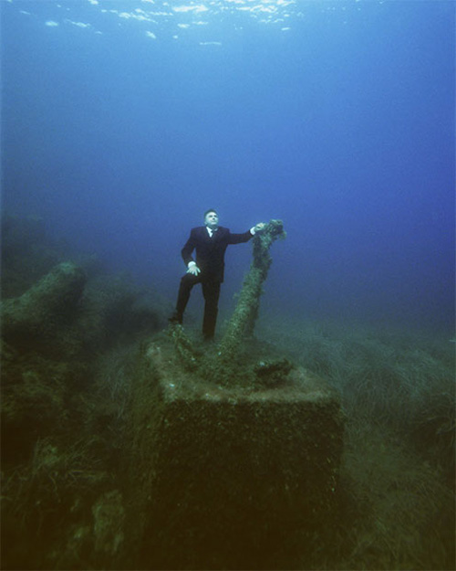 booooooom photo photography photographer philippe ramette underwater surreal blog