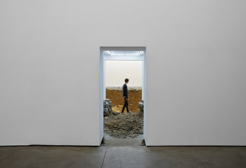 artist sculptures urs fischer
