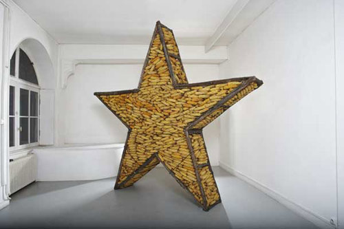 sculptures by artist stephane vigny