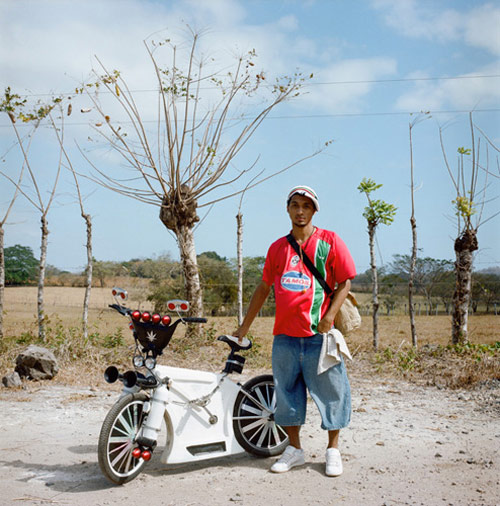 Photographer Jose Castrellon priti baiks