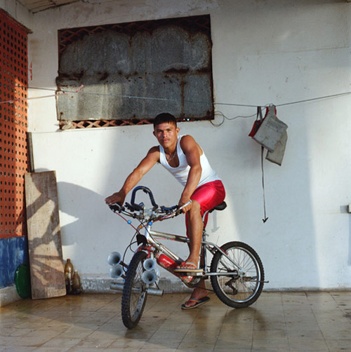 Photographer Jose Castrellon priti baiks
