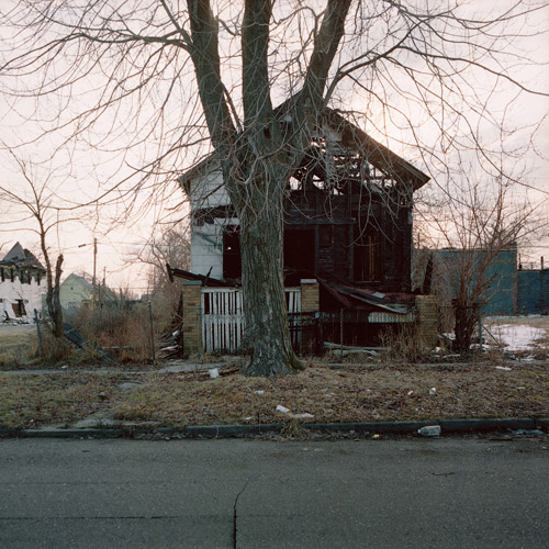 100 abandoned houses Detroit recession kevin bauman