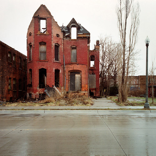 100 abandoned houses Detroit recession kevin bauman