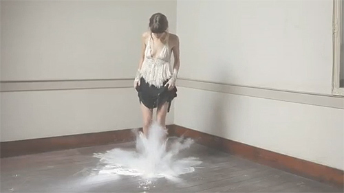 vanessa bruno spring 2010 lou doillon gonzales music video lookbook