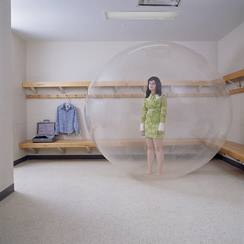 Photographer Alex Kisilevich three bubble photgraphy