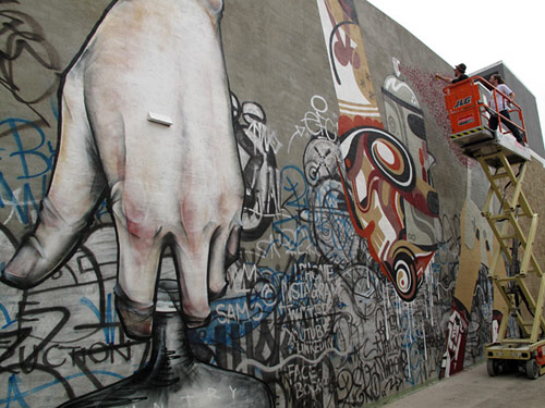 RekaOne TwoOne Ghostpatrol Idle Hands Mural