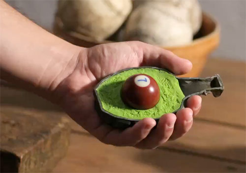 fresh guacamole stop-motion animation by pes