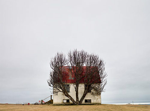 Photographer Alvaro Sanchez-Montañes