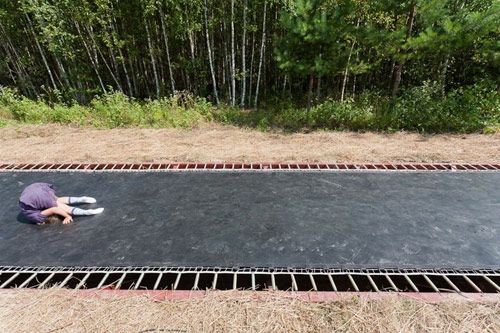 Fast Track trampoline by Salto Architects