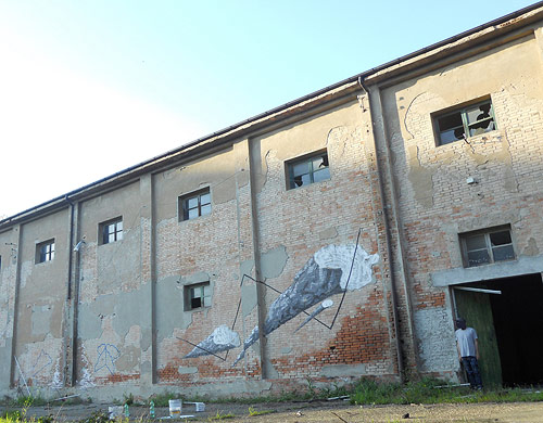 Street paintings by artist G . Loois