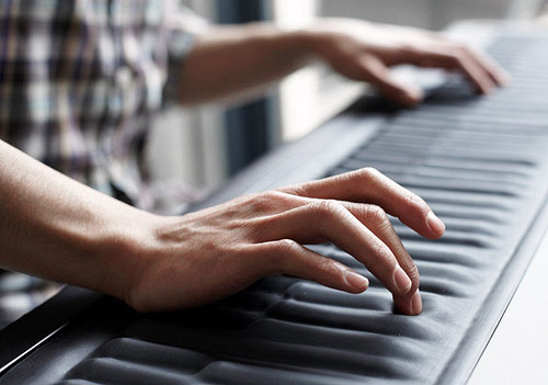 ROLI sensory, elastic and adaptive seaboard piano