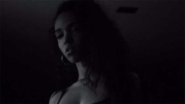 fka-twigs-videogirl