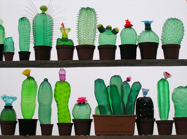 recycled-plasticbottleart-01