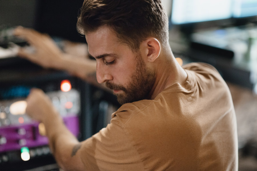 themjeans-rangeover14