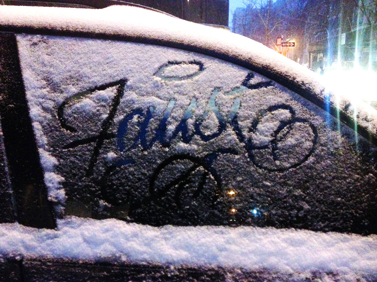 faust-snow-writing-03